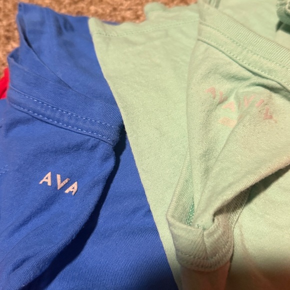 Lot of 7 Ava & Viv short sleeve v-neck Ts (2X) - EUC! - Picture 4 of 7